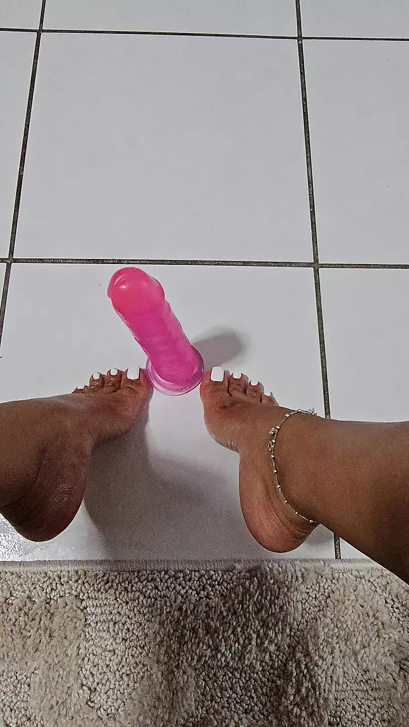 Fetish Oiled Footjob Dildo Masturation By Amateur Jasmine Sweetarabic