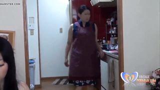 Japanese Housewife cant do her homework vintagepornbay.com