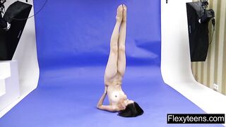 Show of Flexyteen Markova continues