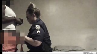 Female Correctional Officer Fucks Inmate In Jail