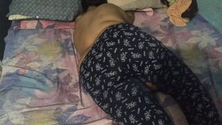 Desi Bidhaba Hot Aunty