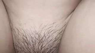 fucking a rich hairy vagina, I like my lover's hairy vagina.