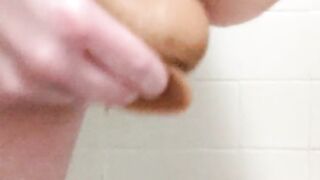 Fuck my pussy in the shower