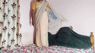 MADHU LAILA saree strip tease 4