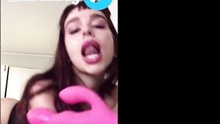 18 yr old latina babe loves sucking on dildos