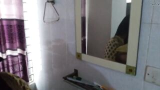 Neighbor boy fucked while hot aunty combing hair (Indian Desi Sex)