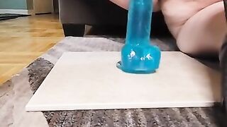 Watch this fat fupa struggle to take this dildo