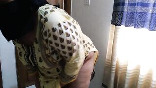 (Padosi Bhabhi ko Jabardasti Gand mari) Desi 18 year old MILF neighbor Hot Bhabhi fucked Rough - Pak