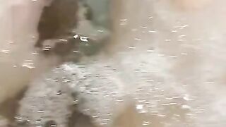 Milf gets wet fucking BBC