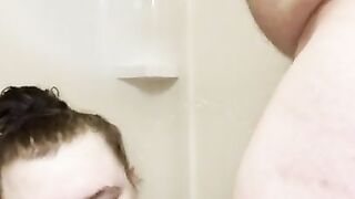 Boyfriend Pisses on BBW in shower