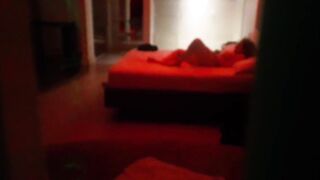 blonde masturbating in bed . Loira se masturbando