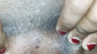 Sexy hot ritu bhabhi sex use earphones