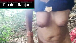 Indian aunty fingering jangal sex