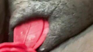 SSBBW masturbating and squirting