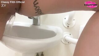 Classy Filth pisses in public sink