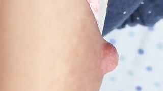 乳首にいちごイヤリング 2♡ 素人日本人おっぱい/Japanese Amateur Hentai Nipple Play