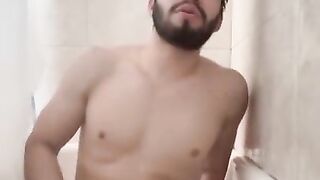 Showing my face while masturbating in the shower my big dick