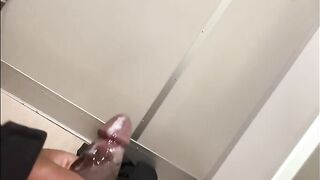 Cumming In Target Dressing Room