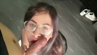 Beautiful Mexican petite, she has a pretty eyes