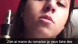 This Arab Girl is Fed up with Ramadan so she Sucks a Cock