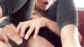 HOT UK Blonde quarantine squirt in backseat