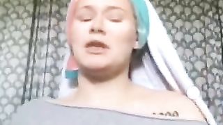 Redhead girl show boobs after shower on periscope