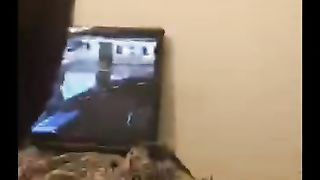 Girls playa videogames while doing a blowjob on periscope