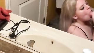 TEEN FUCKS IN BATHROOM WHILE PARENTS ARE HOME