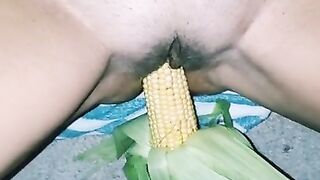 He Cumshots me with a Corn Cob in my tight Pussy