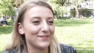 Ersties - Münchnerin Tamara fingert sich selbst zum Höhepunkt