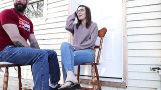 Squirting outside in my jeans - Neighbours watching