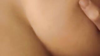 Le sfondo la vagina. POV