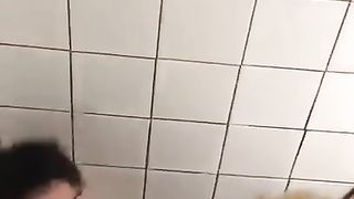 Toilet lesbians