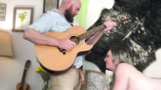 Blowjob Guitar