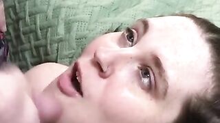 MASSIVE CUMSHOT IN SEXY BRUNETTE’S BLUE EYES AND FRECKLED FACE