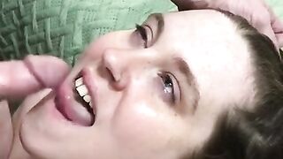 MASSIVE CUMSHOT IN SEXY BRUNETTE’S BLUE EYES AND FRECKLED FACE