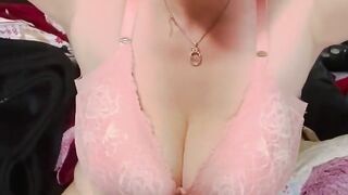 Sexy Milf Big Breasts