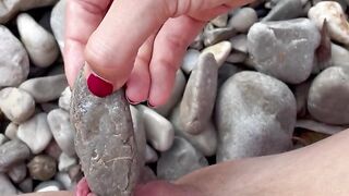 I fucked my cunt with rocks on the beach