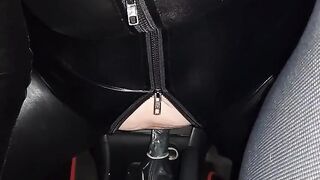 Soaking wet pussy fucking car gearstick