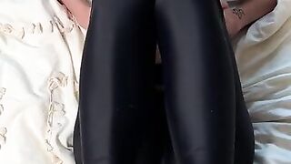 Fit girl in leggings sockjob my dick in white socks