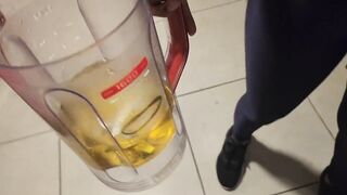 My male's 1 liter piss challenge, it was difficult it but was delicious 07/13/2023