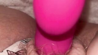 SluttyJADE making hairy PUSSY SQUIRT for DADDY ???? WhiteSLUT Jade playing with pussy until it SQUIRTS