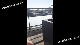 Branlette Avec Les Pieds Sur La Terrasse Avec Ma Petite Pute