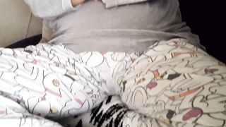 Gf's nice crotch shot, irty pussylines without panty