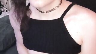 Goth Clown Girl has an EXPLOSIVE cumshot (IzzyResurrected)