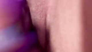 I can’t stop making myself cum