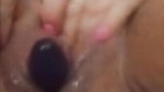 Real clit and pussy orgasm, chubby mom masturbates and enjoys it immensely