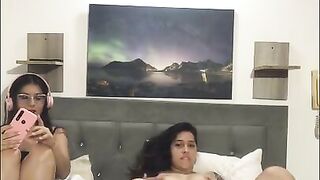 hot woman masturbating in my bed without stopping