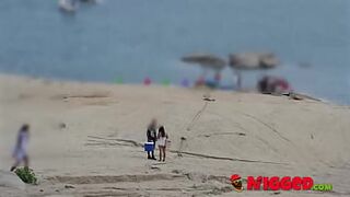 Carol Linda is BACK IN PORN to seduce random guys at the beach!