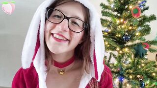 Blowjob Kisses from the Christmas Bunny [Preview]